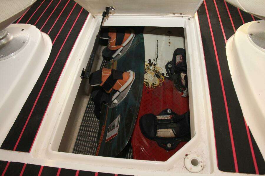 2006 Chaparral 256 SSi