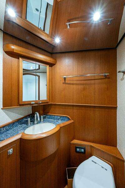 2017 F&S Cusotm Express Sportfish