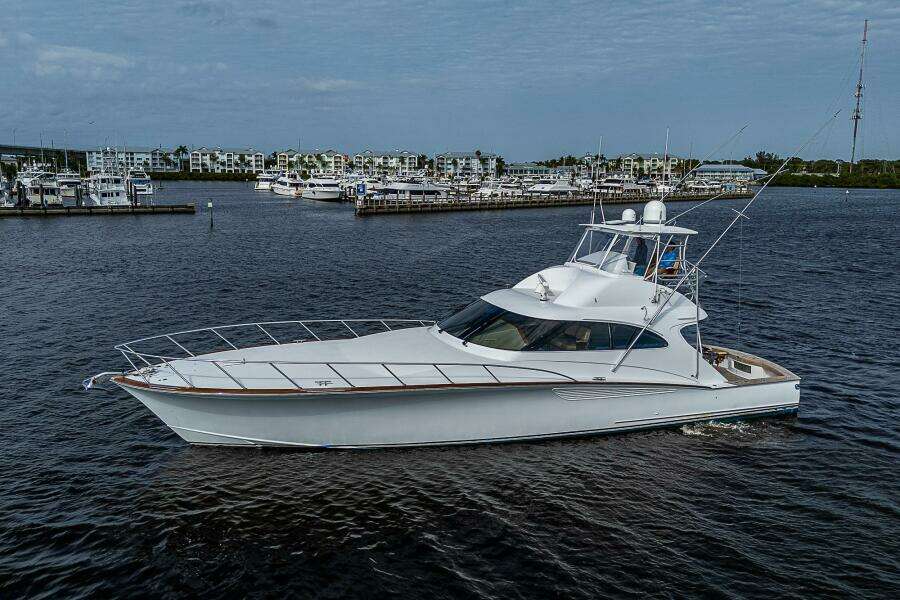 2017 F&S Cusotm Express Sportfish