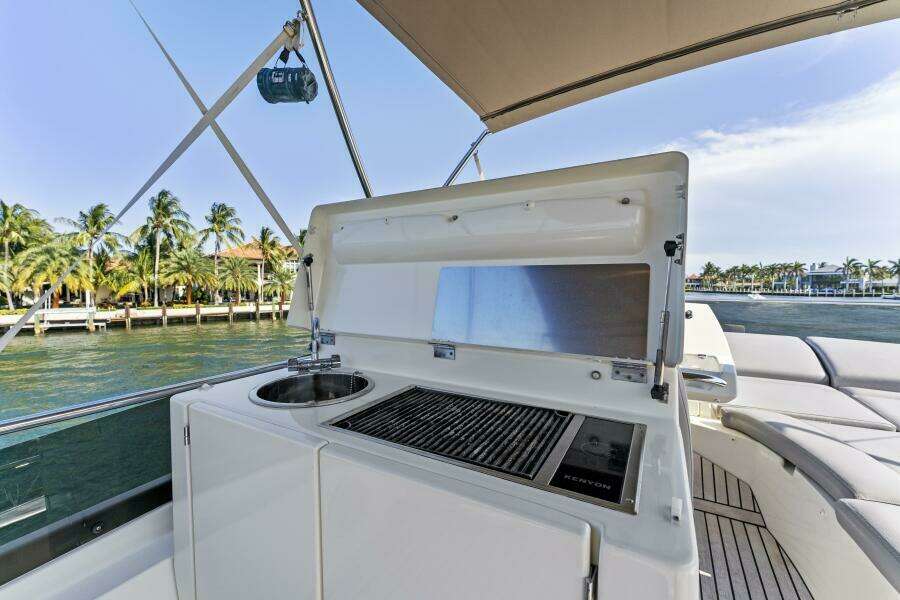 2013 Prestige 550 Flybridge Never Enough