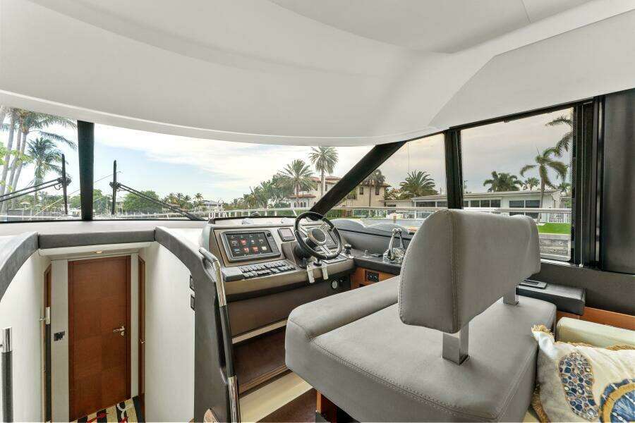 2013 Prestige 550 Flybridge Never Enough