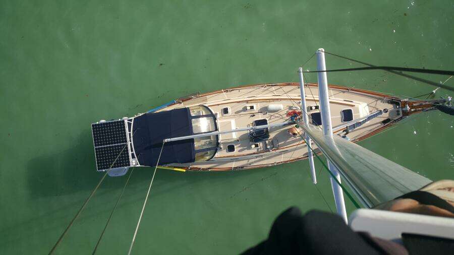 1999 Island Packet 45