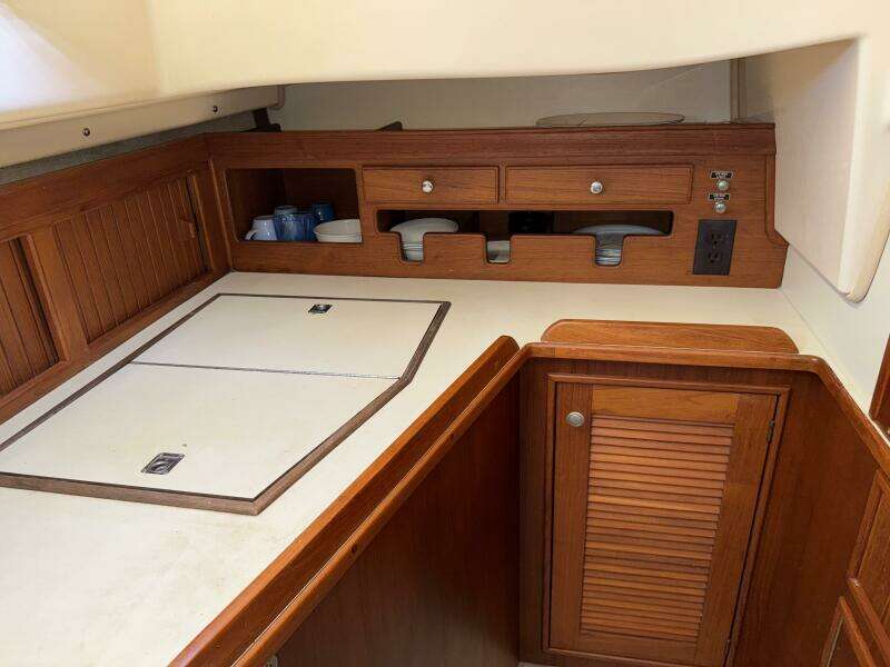 1999 Island Packet 45