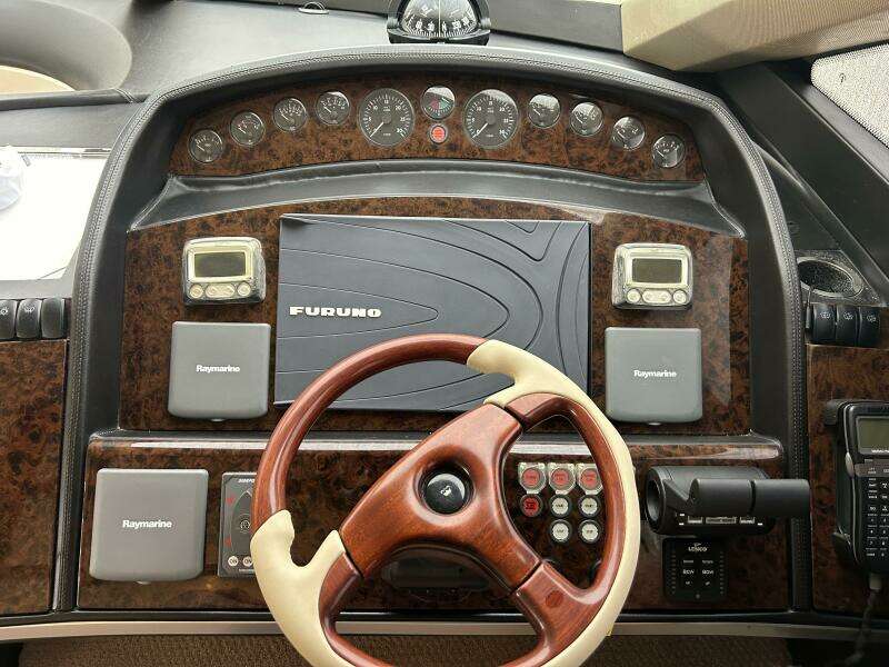 2008 Princess 67 Flybridge