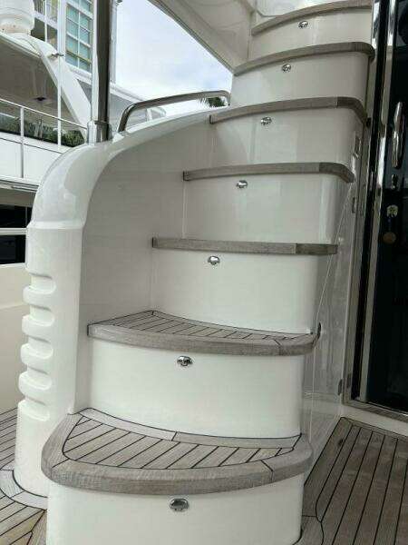 2008 Princess 67 Flybridge