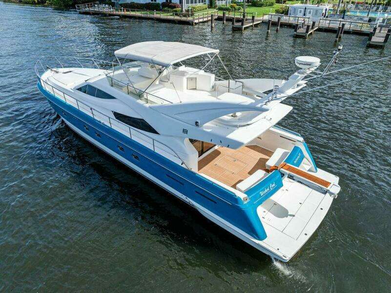 2003 Ferretti Yachts 62