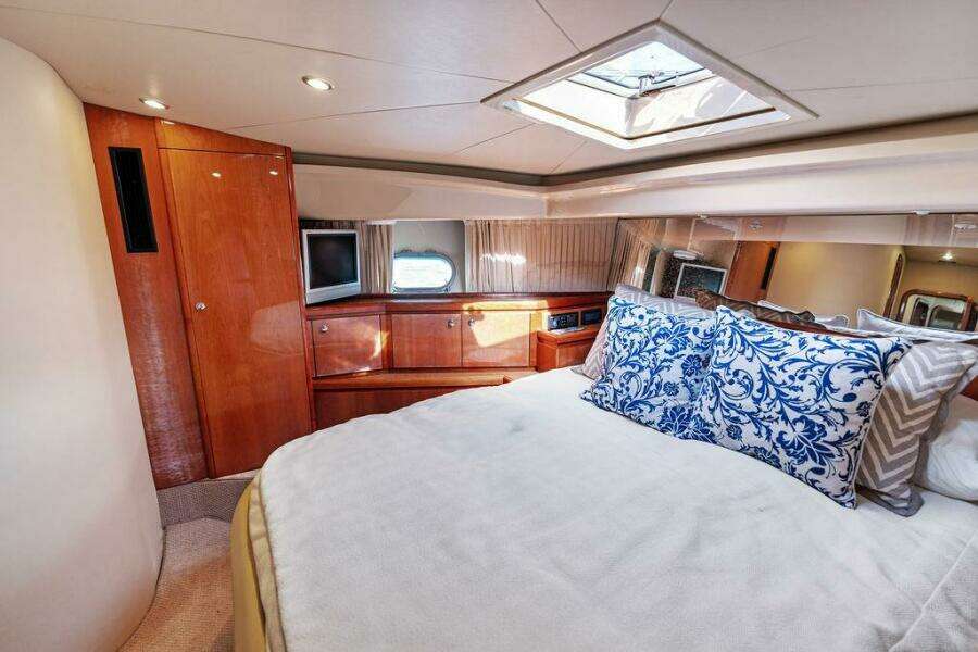 2003 Ferretti Yachts 62