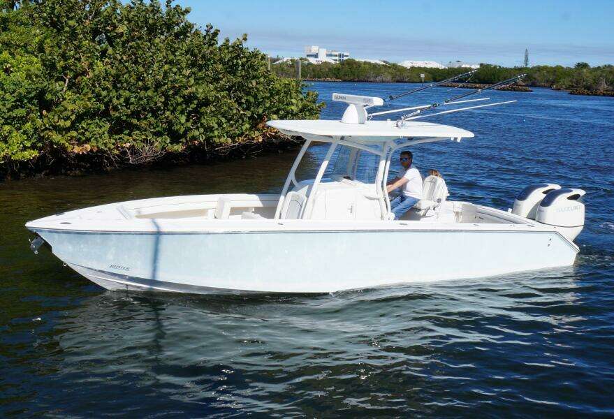 30 Jupiter FS 2015 Port Profile 1