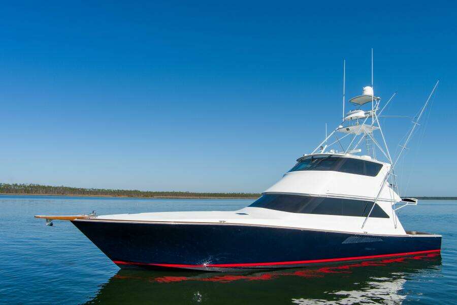 2001 65 Viking Convertible Enclosed Bridge Partnership Portside (3)