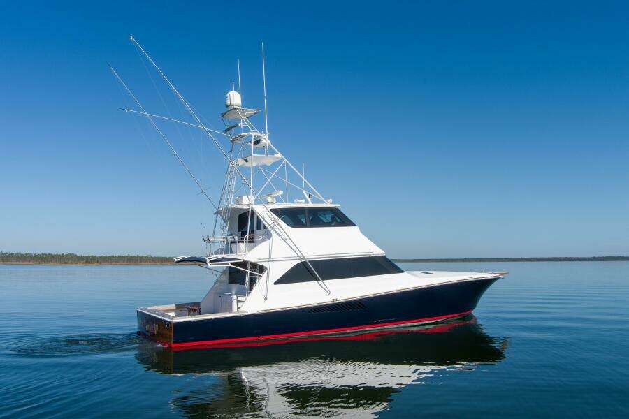 2001 65 Viking Convertible Enclosed Bridge Partnership Starboard (1)