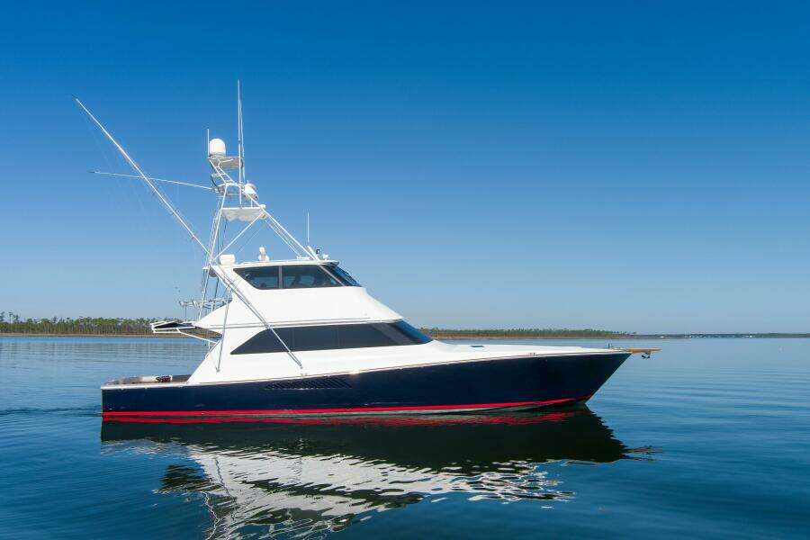 2001 65 Viking Convertible Enclosed Bridge Partnership Starboard (2)