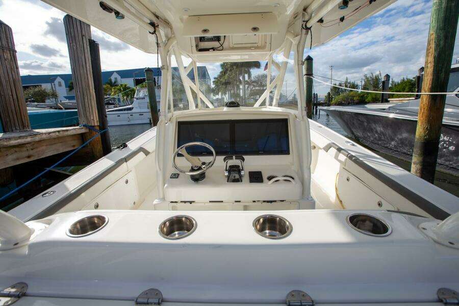 2015 Yellowfin 39 Offshore