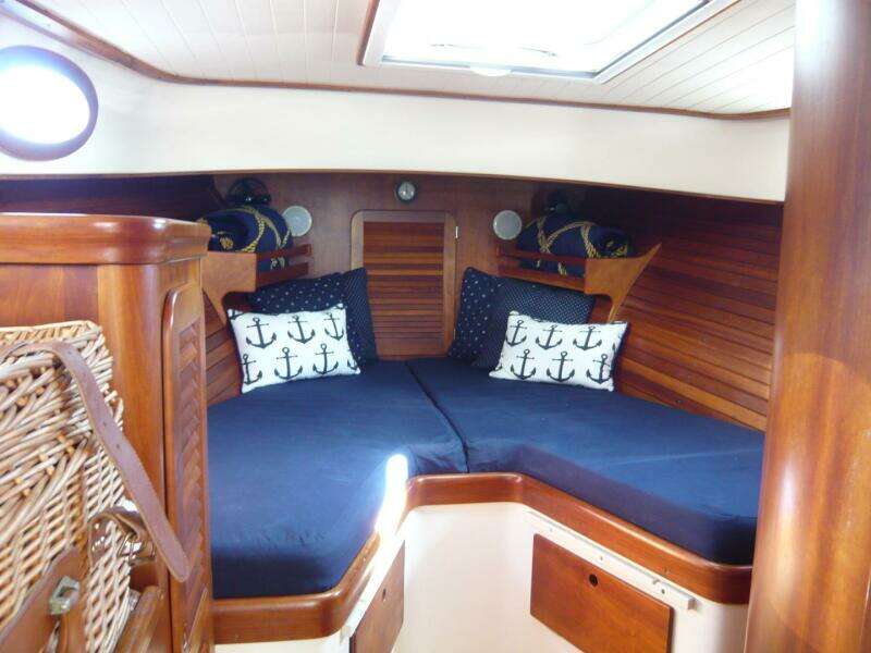 1998 Hinckley 36 Classic