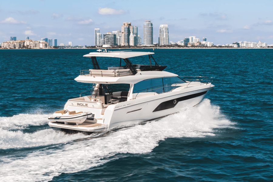 2020 Prestige 520 FLYBRIDGE