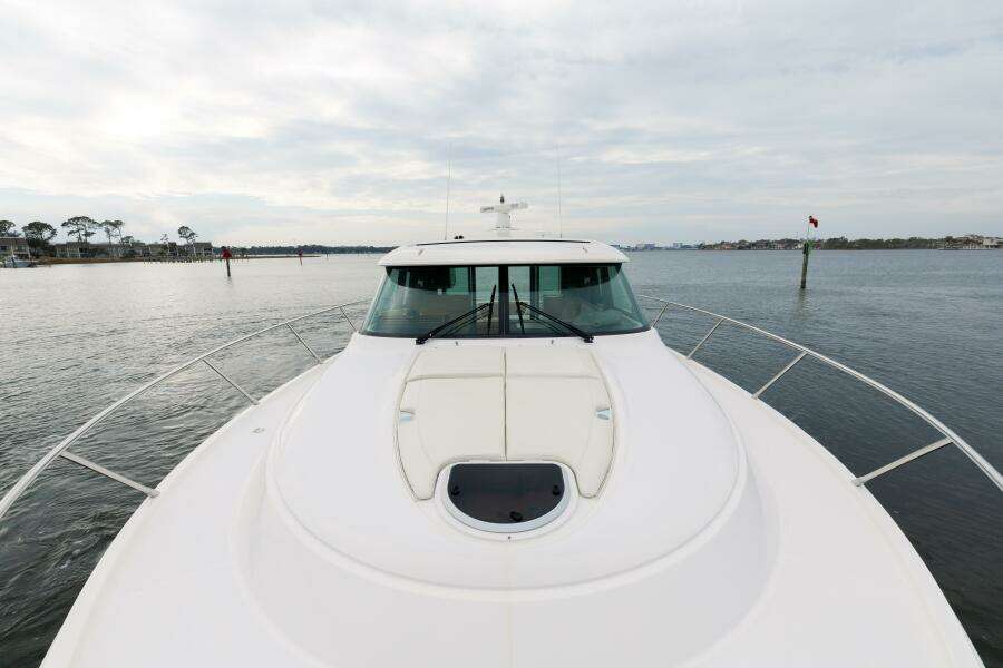 2015 Tiara Yachts 44 Coupe- SILVER LINING- Bow