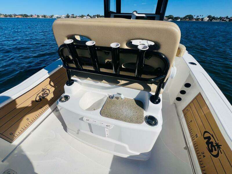 2020 NauticStar 251 Hybrid