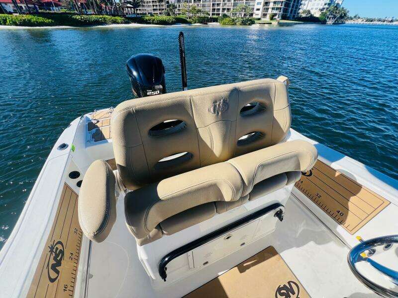 2020 NauticStar 251 Hybrid