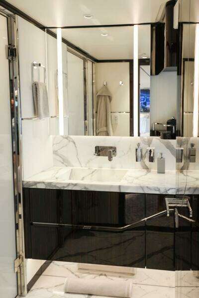 2025 Majesty Yachts 120