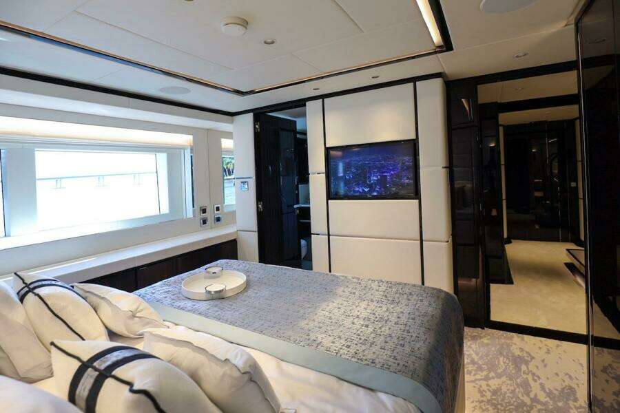 2025 Majesty Yachts 120