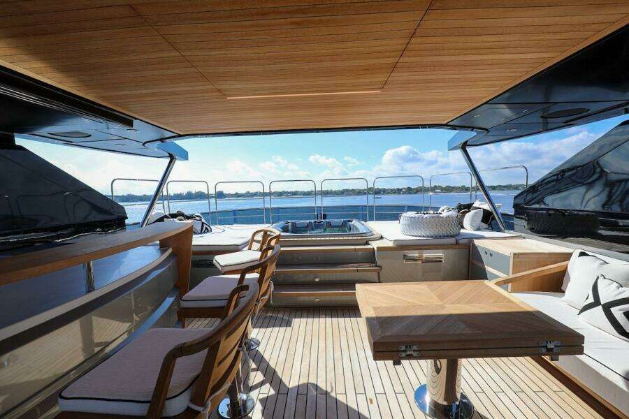 2025 Majesty Yachts 120