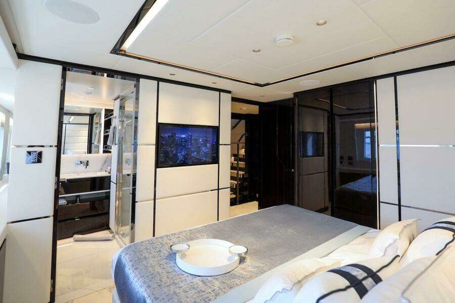 2025 Majesty Yachts 120