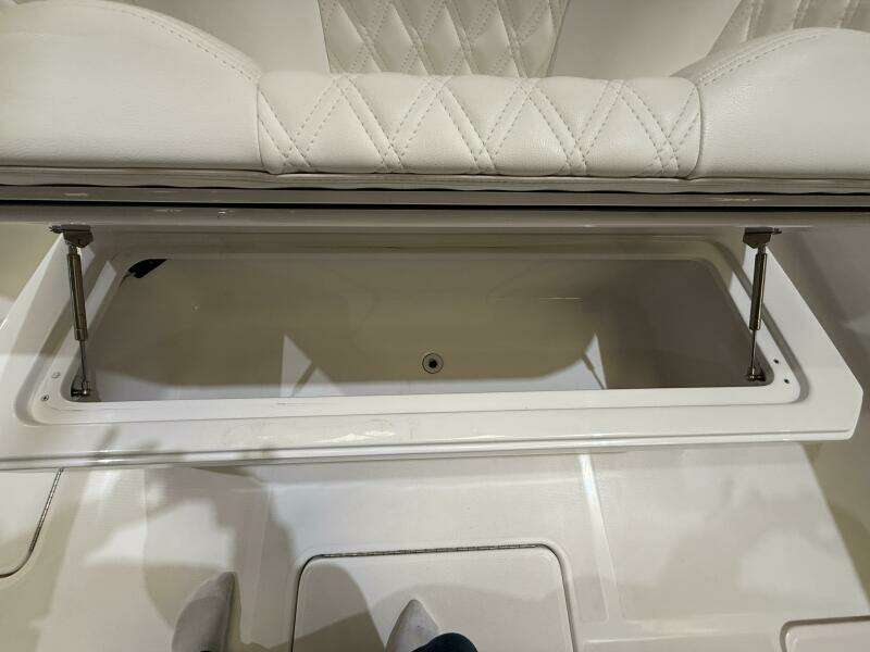 2022 Invincible 39 Open Fisherman Leaning Post Cooler w/ Chiller Plate