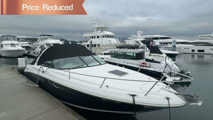 2007 Sea Ray 29SLX with cuddy cabin