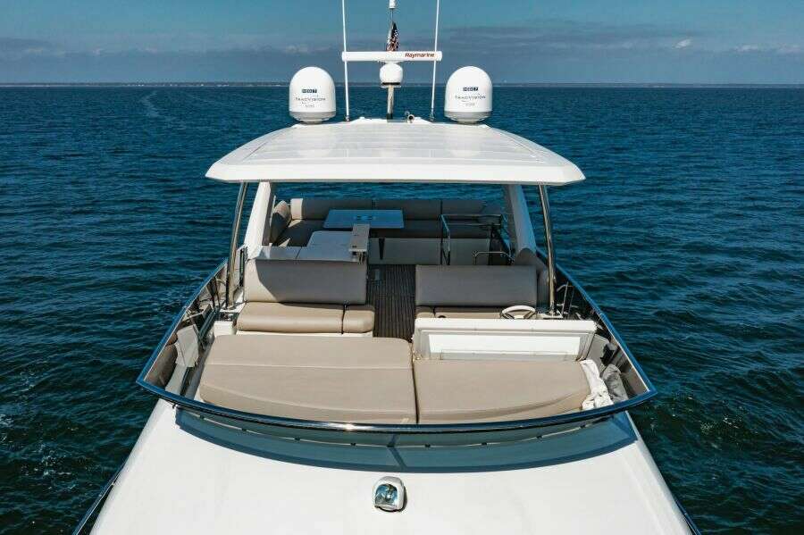 2020 Prestige 630 FB  Flybridge 2