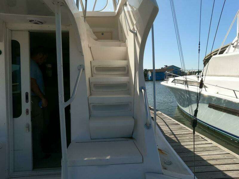 2002 Luhrs 34 Convertible