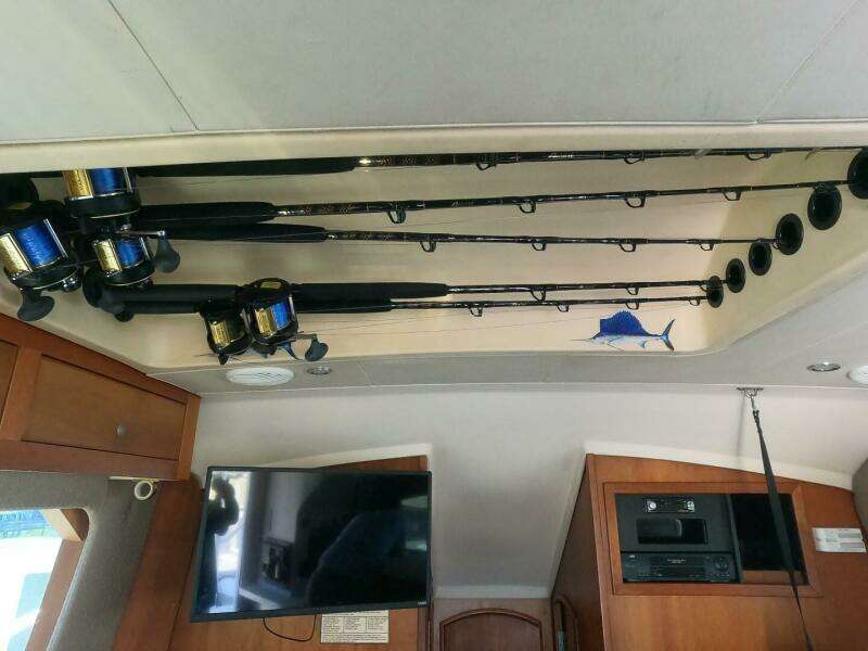 2002 Luhrs 34 Convertible