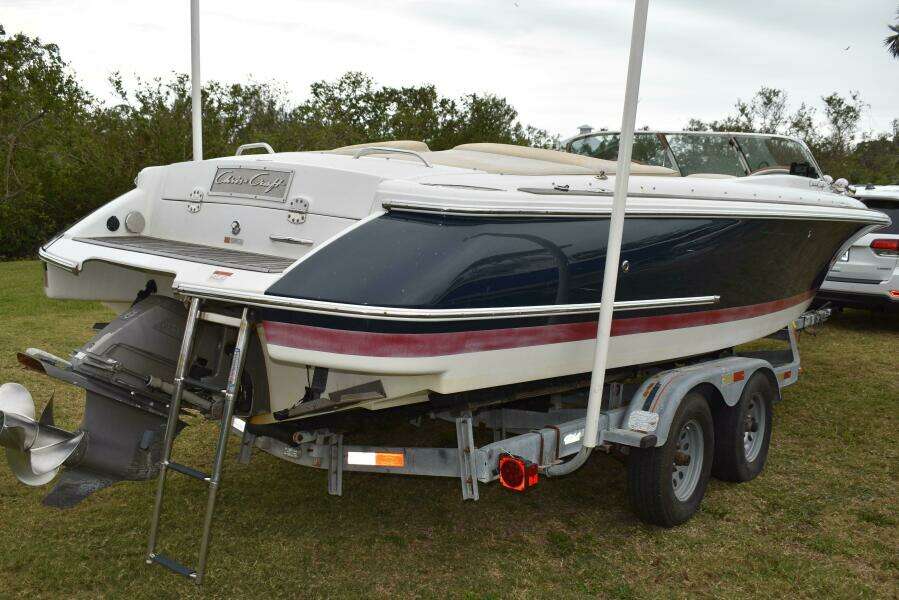 2009 Chris-Craft Corsair 25