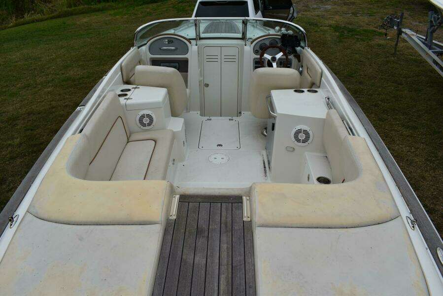 2009 Chris-Craft Corsair 25