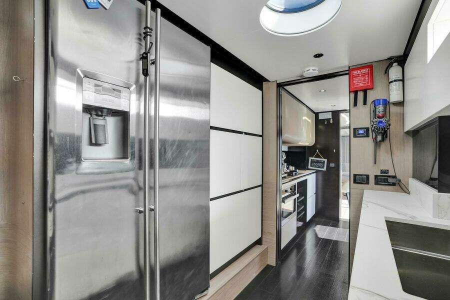 2020 Azimut Grande 27 METRI