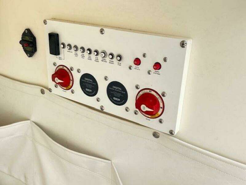 2019 Wellcraft 262 F CC