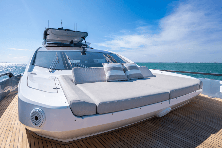 2022 Azimut S10