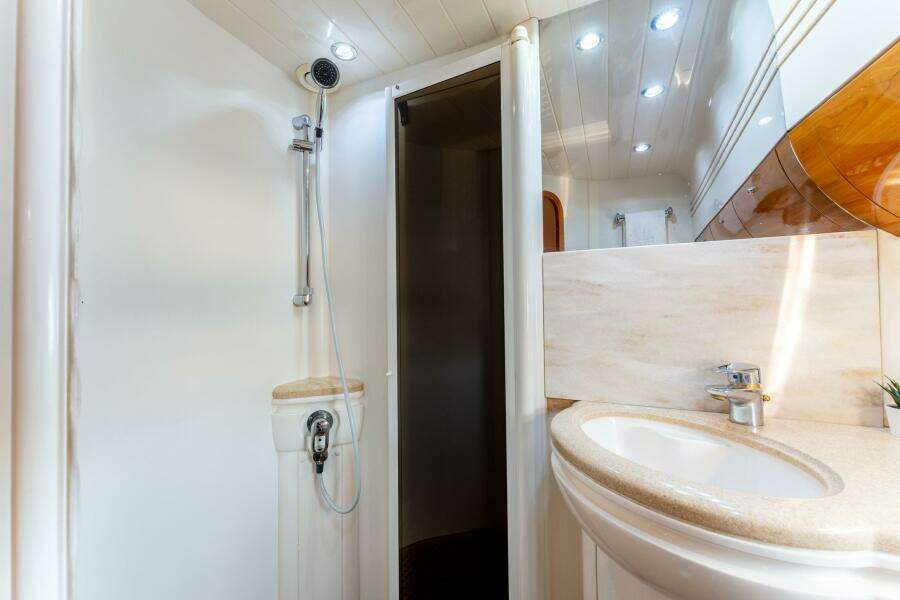 2003 Viking Princess 