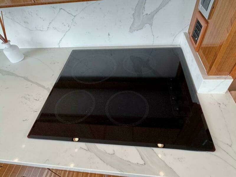 2007 Viking 52 Convertible