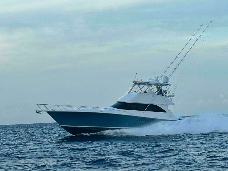 2007 Viking 52 Convertible