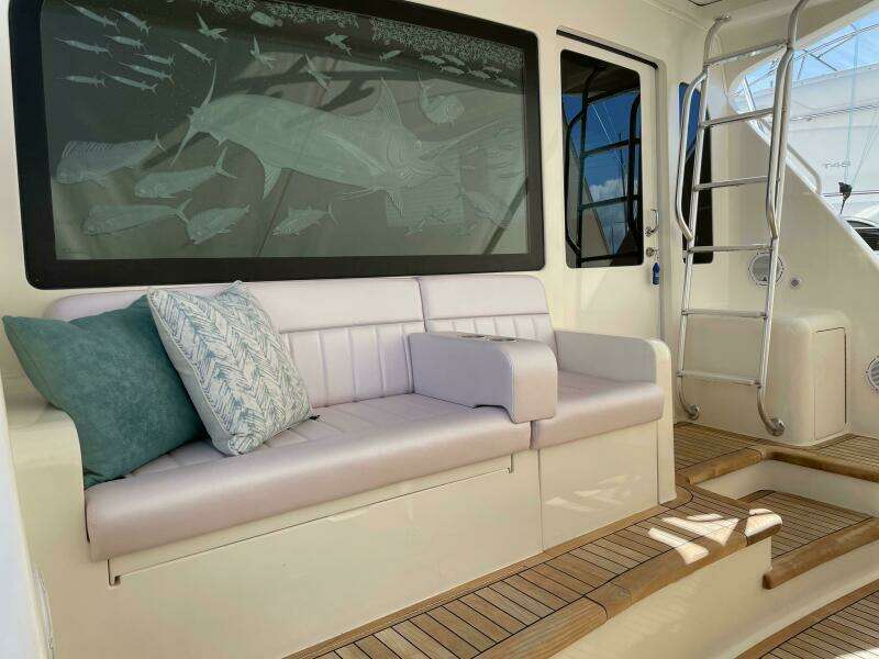 2007 Viking 52 Convertible