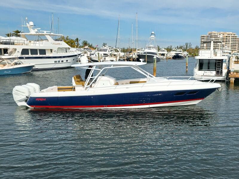 2018 Intrepid 375 Walkaround