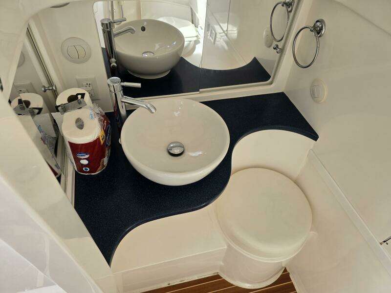 2018 Intrepid 375 Walkaround