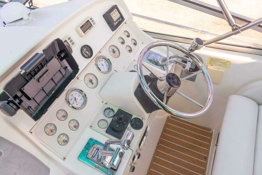 1995 Cruisers ESPRIT 3570