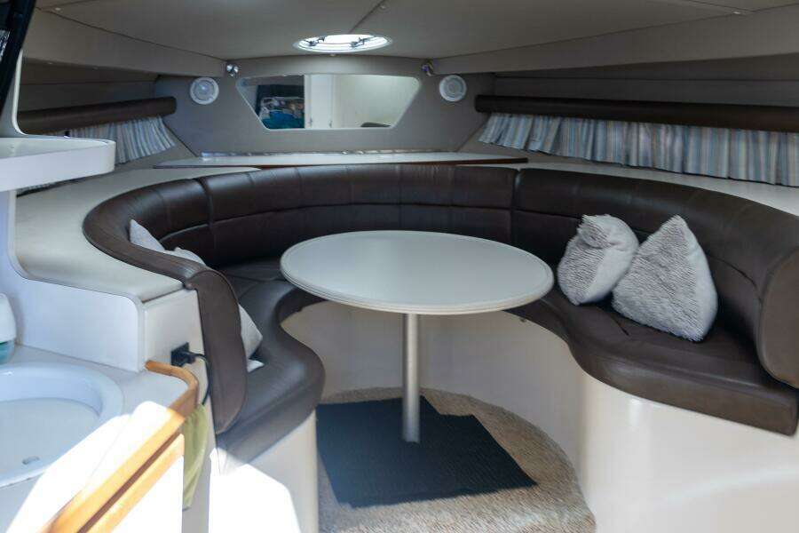 1995 Cruisers ESPRIT 3570