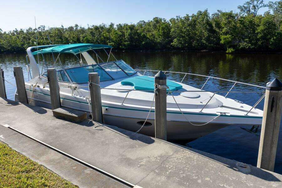 1995 Cruisers ESPRIT 3570