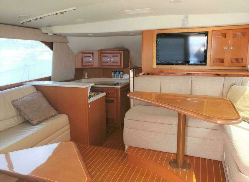 2003 Cabo Flybridge Sportfish