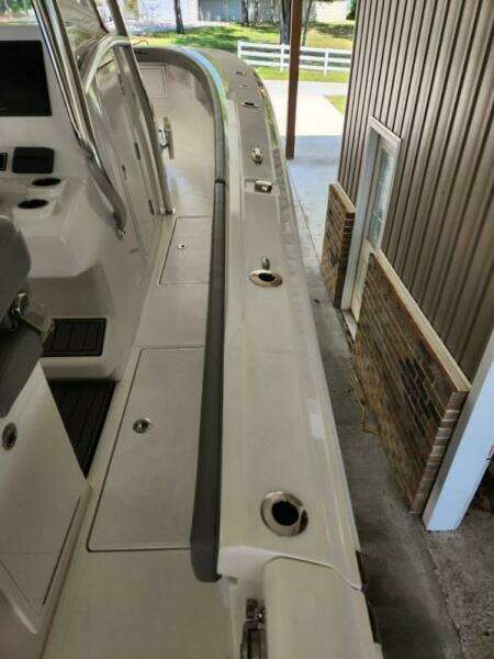 2023 Front Runner 36 CC