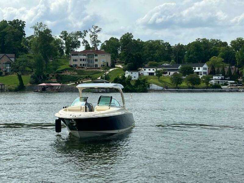 2020 Chris-Craft Launch 31 GT