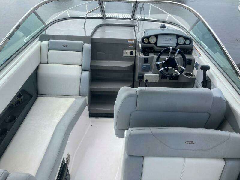 2015 Regal 28 Express