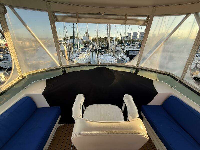 1994 Hatteras Double Cabin