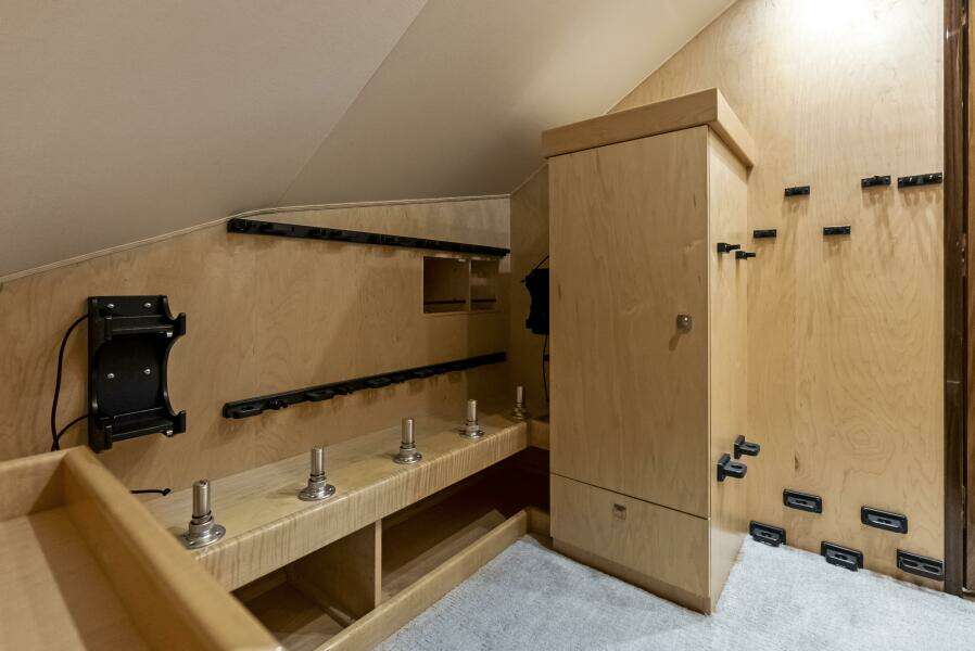 2019 Viking 80 Convertible